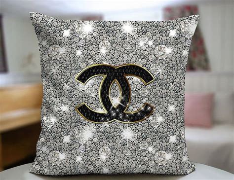 coussin chanel pas cher|Coussin Chanel .